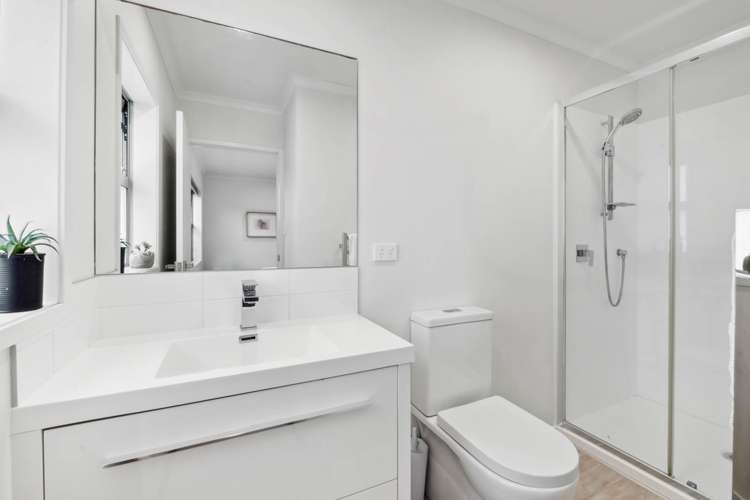 21 Karauria Lane Orewa_12