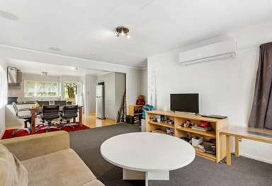 84 Alabaster Drive_4