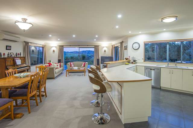 576 Three Mile Bush Road Kamo_3