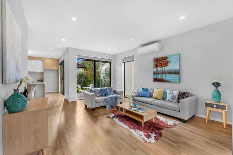 37b Eastview Road_2