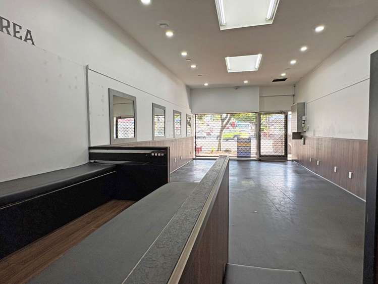 77 Queens Road Panmure_2