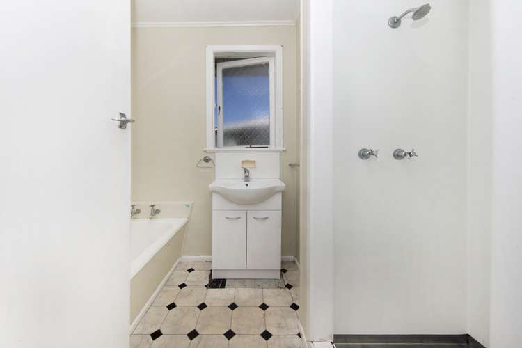 41 Nile Road Kelston_15