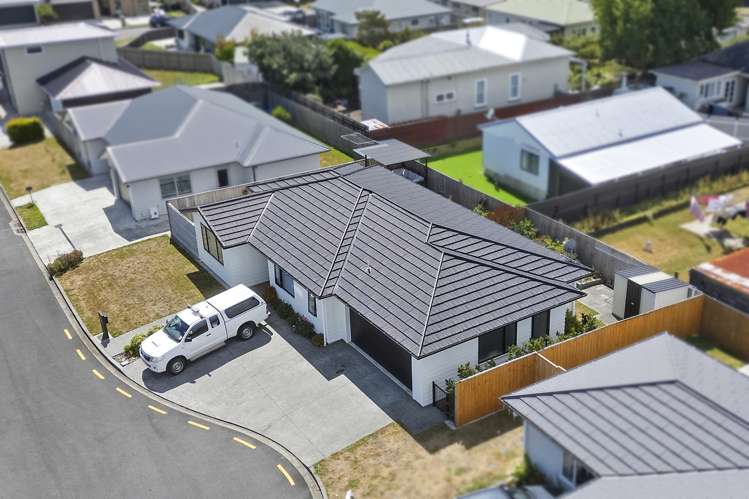 11 Poulson Grove Trentham_26