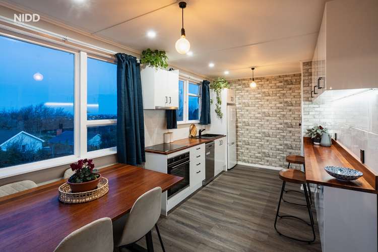 7 Hanlon Street Halfway Bush_2