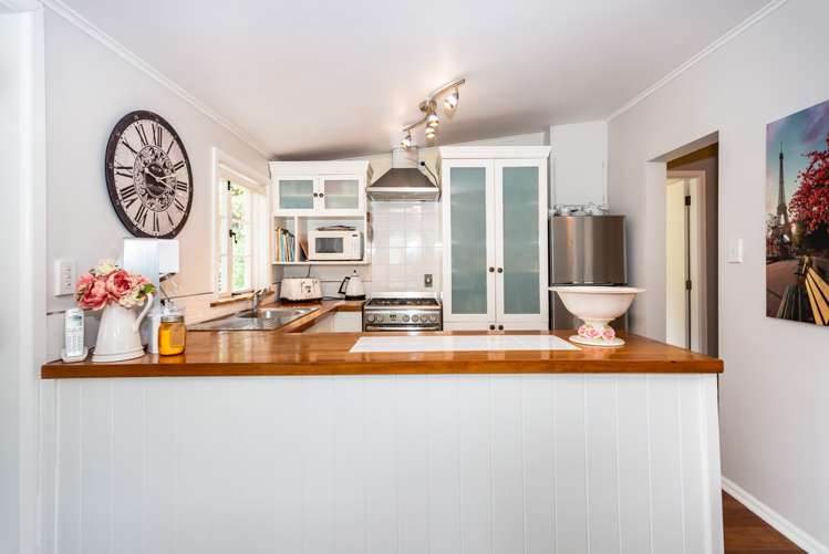 105 Old Bridge Road North Springston_6