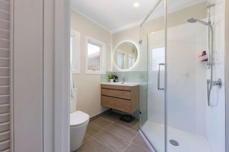 4 Ewing Road Laingholm_12