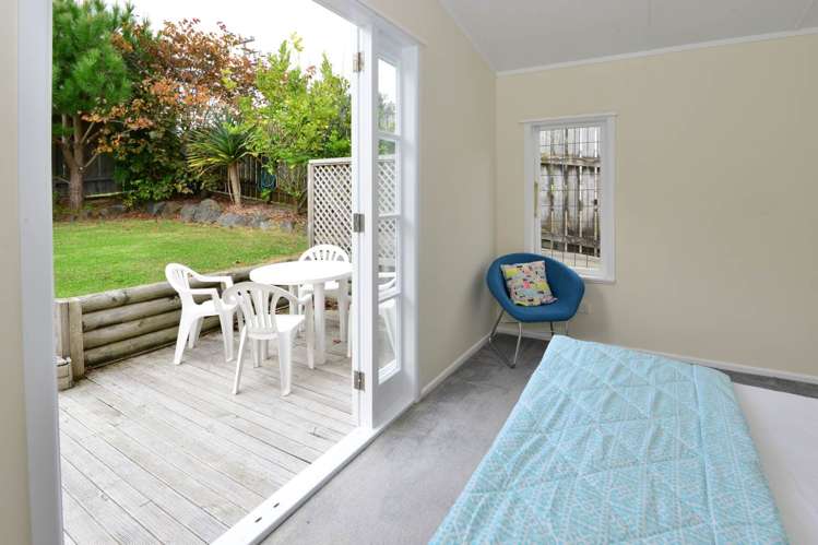 20a Moffat Road Red Beach_8