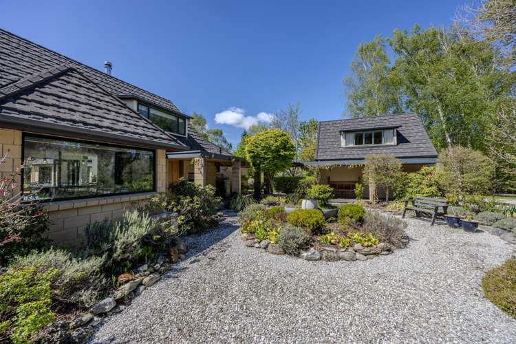 146 Lake Hawea - Albert Town Road Albert Town_32