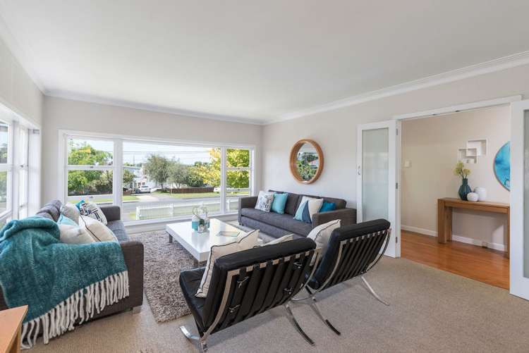 8 Graham Avenue Te Atatu Peninsula_1