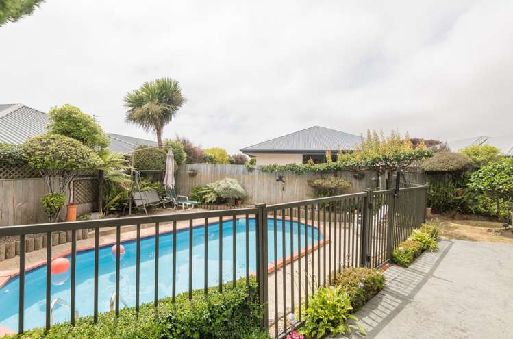 83 Templemore Drive Richmond_16