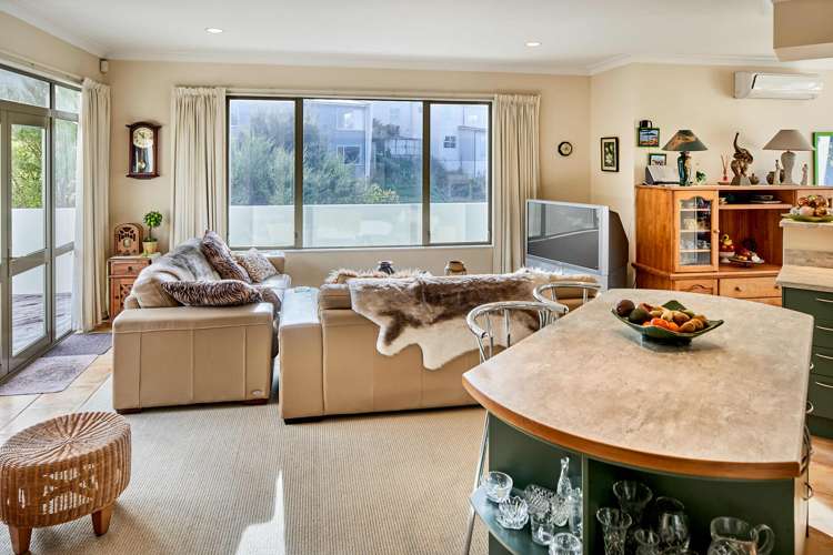 28 Saint Ives Drive Camborne_8