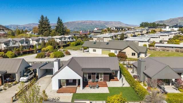 347 Aubrey Road Wanaka_1
