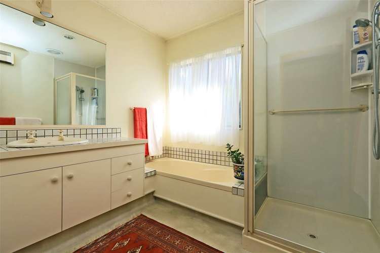 1/703 Charles Street Raureka_9