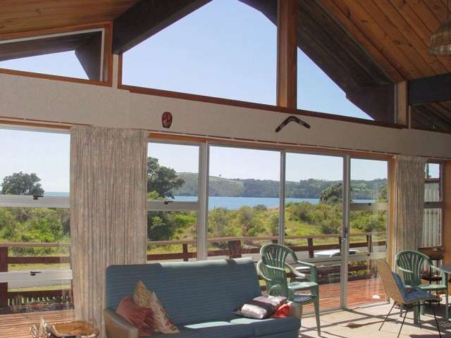 9 Marine Parade Cooks Beach_2