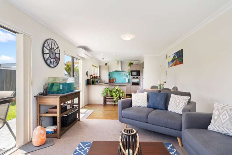 4 Pemberton Crescent Greerton_6