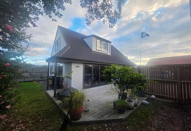 132B Dickson Road_0
