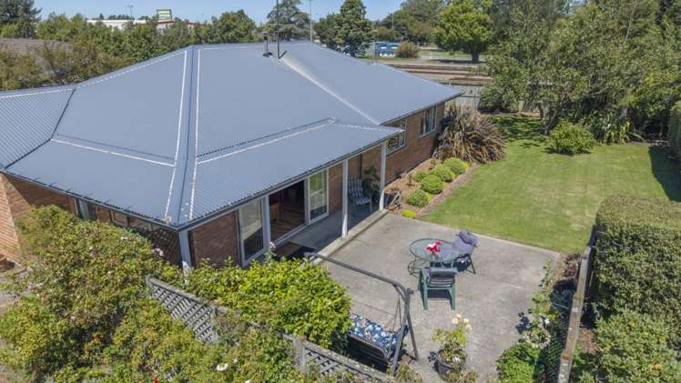 31 North Terrace Darfield_2