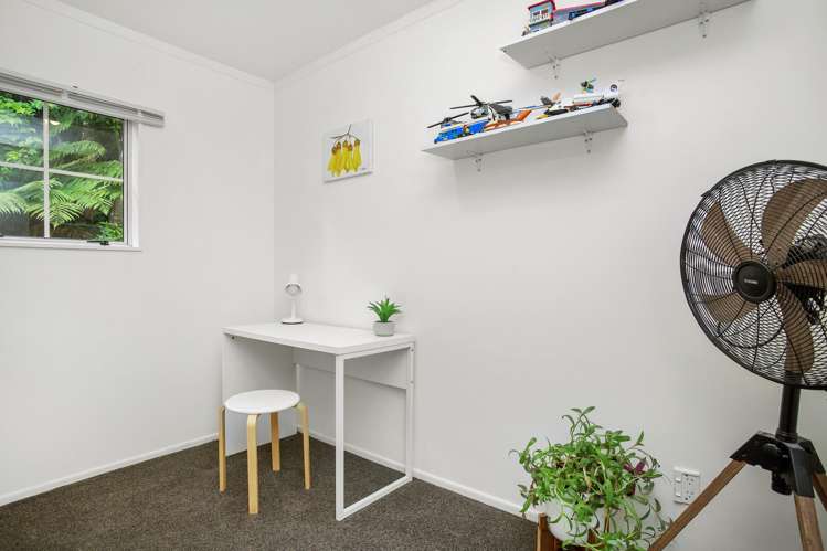 43 Dalton Grove Stokes Valley_14