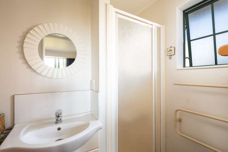 53 Barrett Road Whalers Gate_13