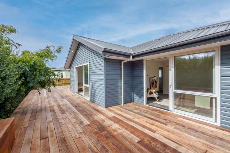 9 Macrocarpa Lane Carterton_16
