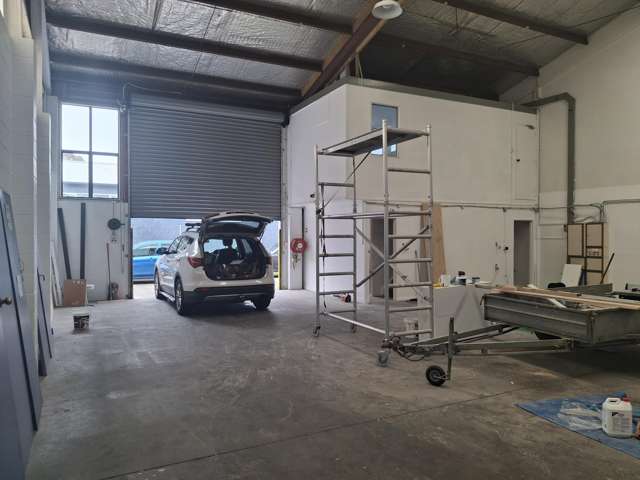 4 + 5/24 Hillside Road Wairau Valley_2