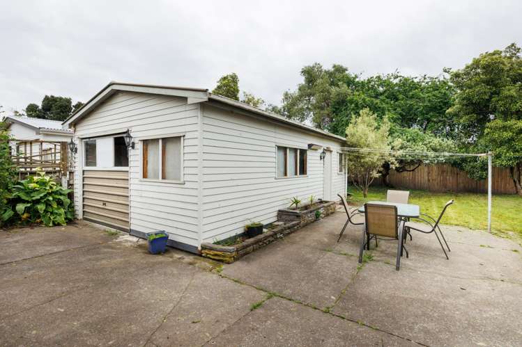 8 Annandale Avenue Takaro_16