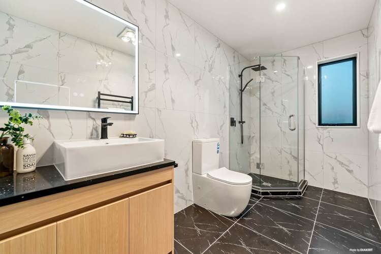 37 Koromeke Street Flat Bush_15