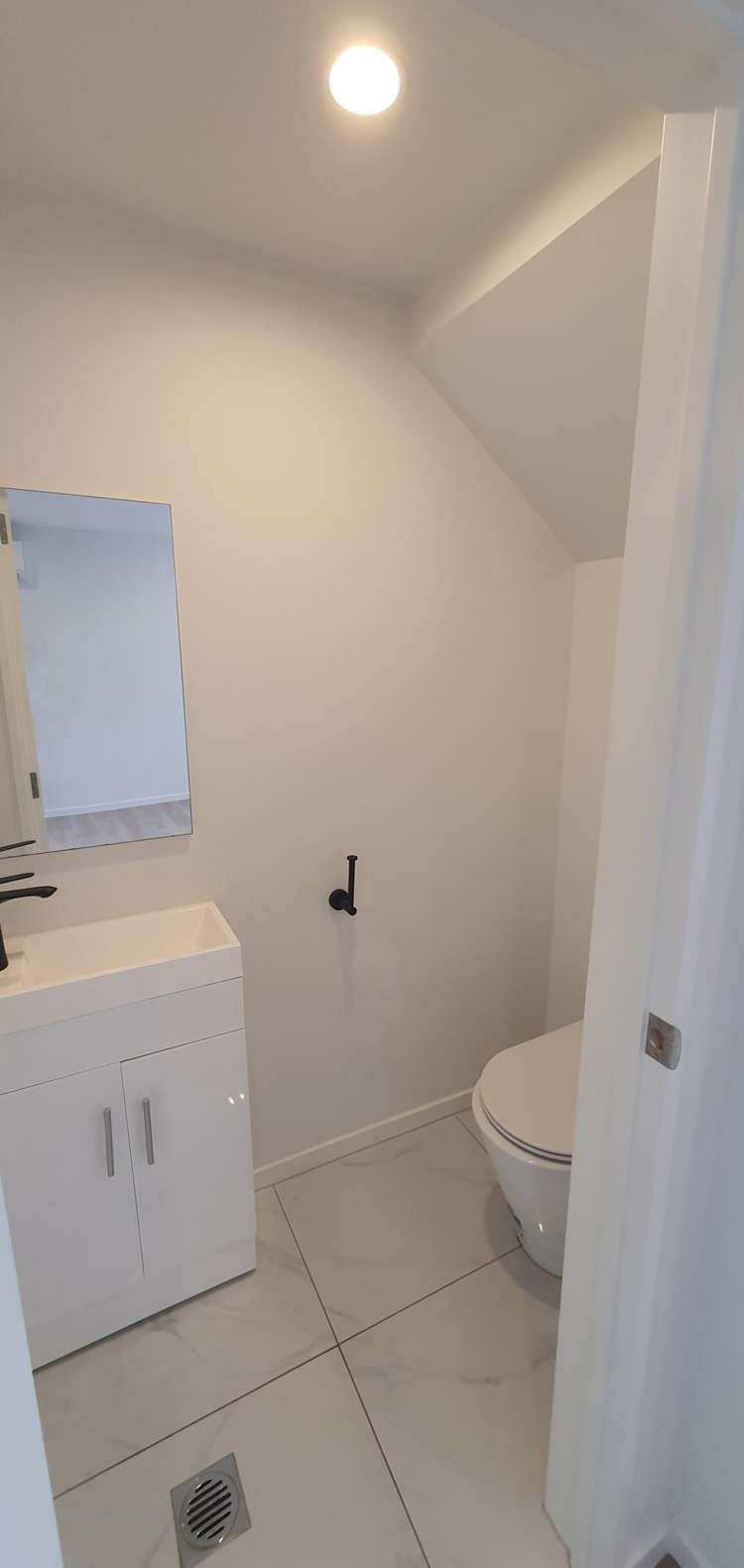 8/18 Kinross Street Blockhouse Bay_16