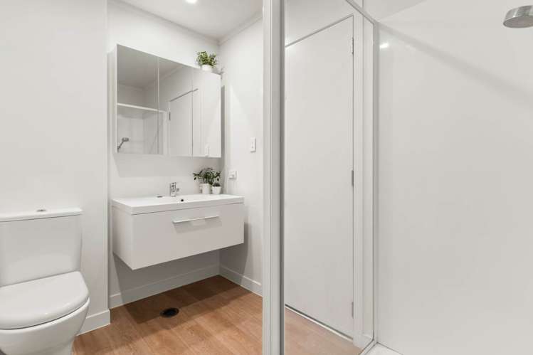 6/2 Brandon Road Glen Eden_14