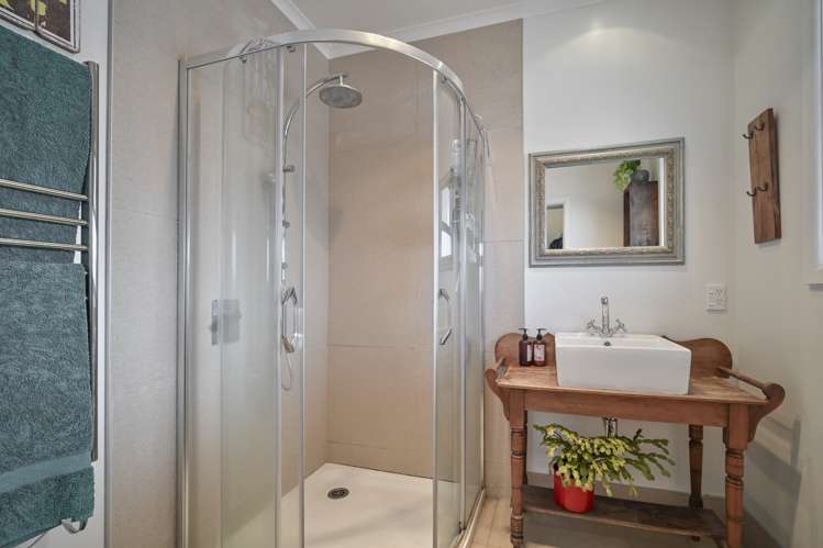 716 Lumsden Road Akina_17