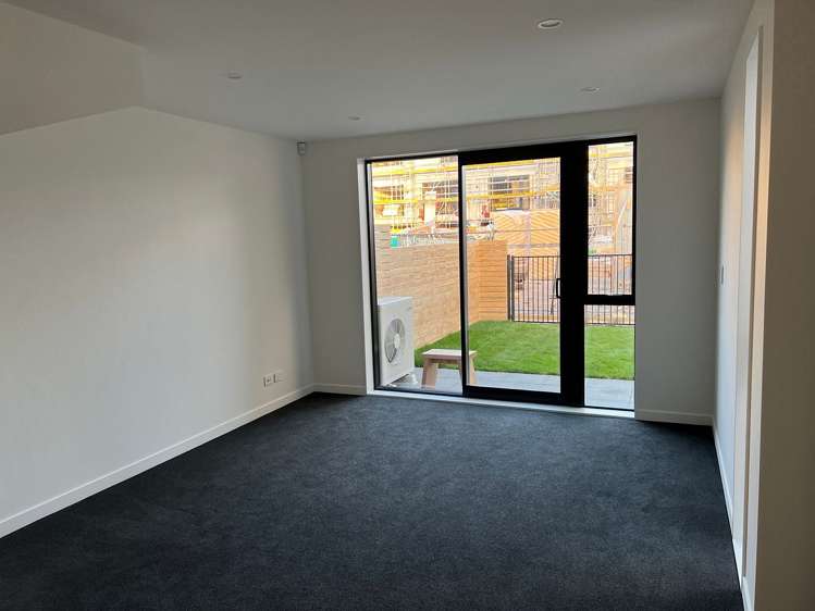 19 Te Ara O Ripeka Wharawhara Petone_5
