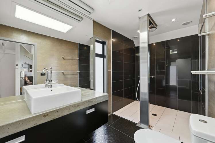 14 Taharepa Road Hilltop_17