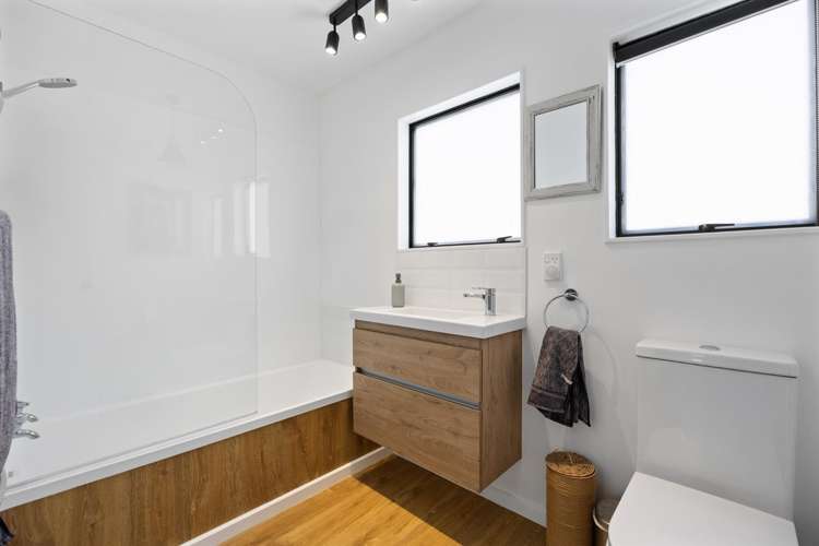 2/19 Chamboard Place Washington Valley_16