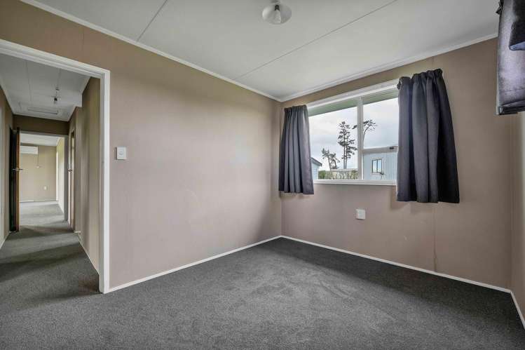144 Victoria Road Stratford_13