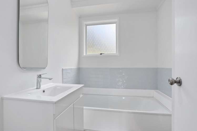 35 Terra Nova Street Glen Eden_13