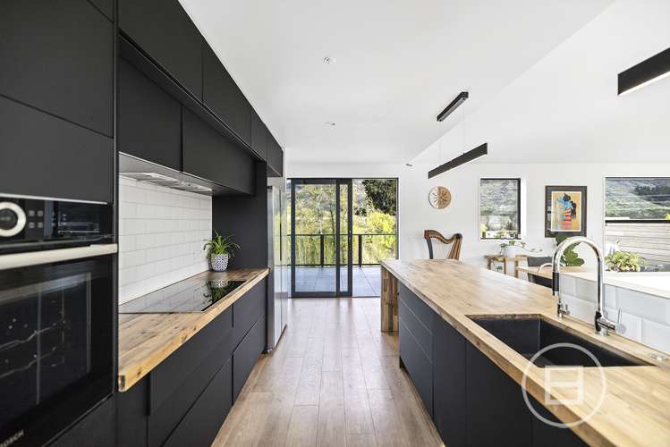 15 Lorne Street Dalefield/Wakatipu Basin_6
