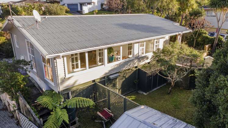 2 Fantail Grove Belmont_16