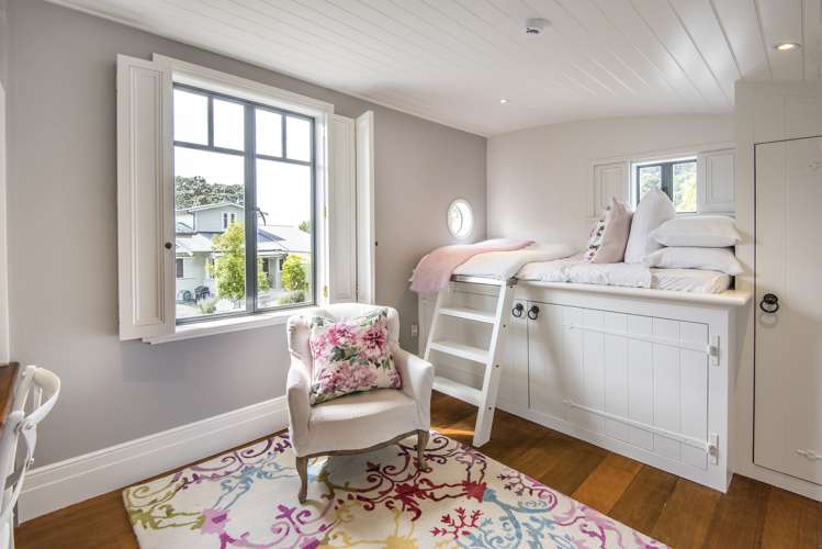 8 Arawa Avenue Devonport_16