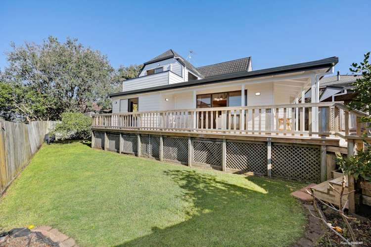 2/12 Spears Place Botany Downs_19