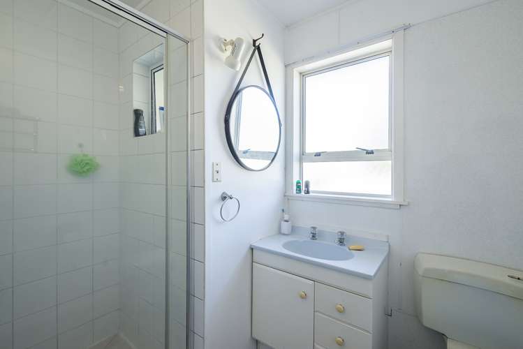 146 Raumati Road Raumati Beach_15