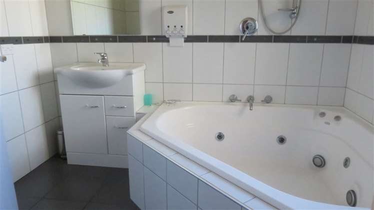 40 Glenwood Avenue Birkenhead_12