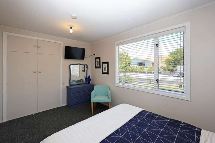 7 Waitaki Drive East Otematata_13