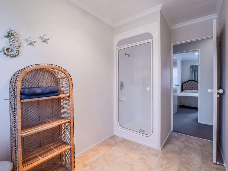 33f Sanders Avenue Westown_12