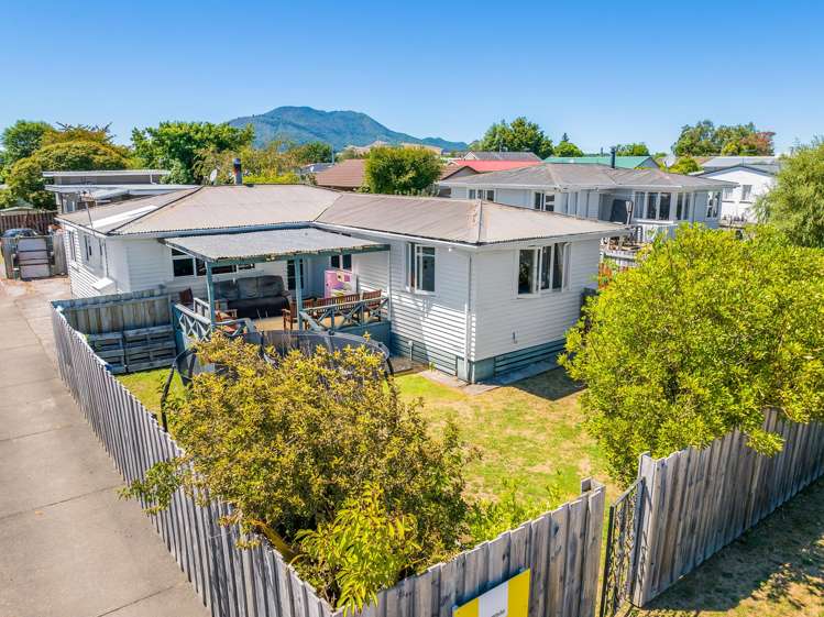 11 Huka Street Taupo_10