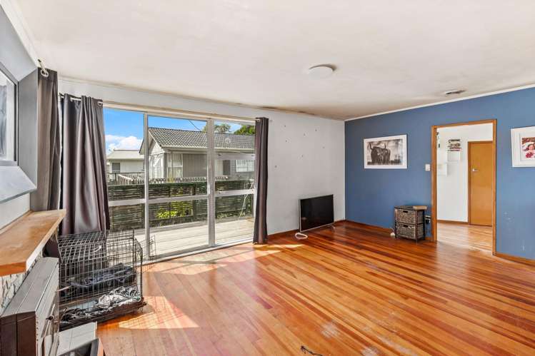 97 Riverpark Crescent Henderson_6