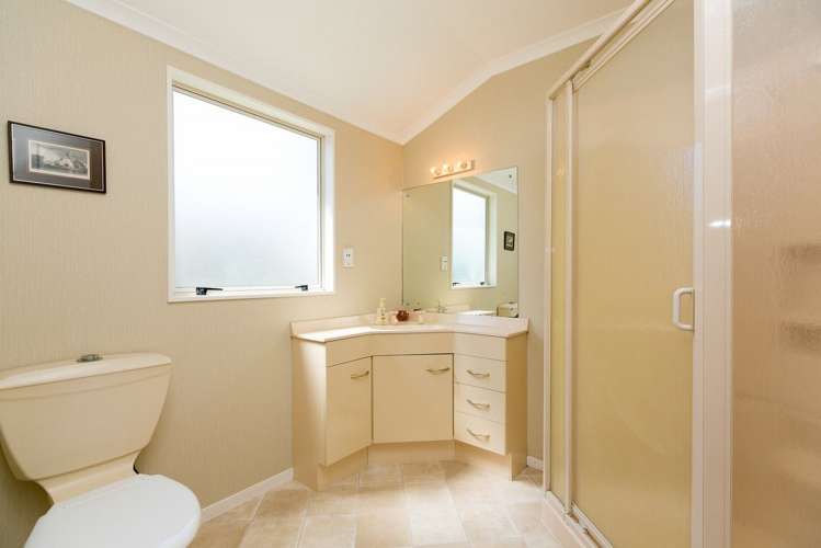 2 Tupare Place Highlands Park_15