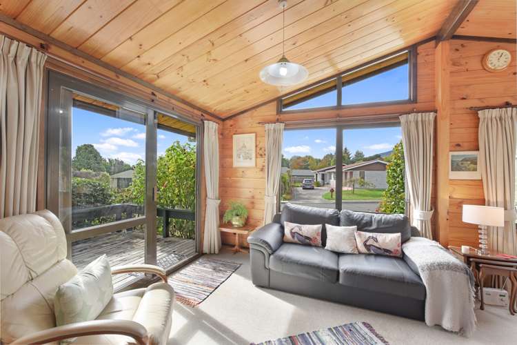 18 Selbourne Avenue Richmond_6