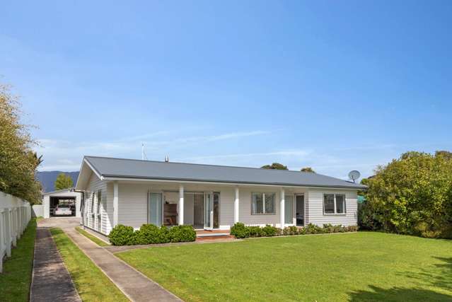 Architectural Perfection in Karamea!