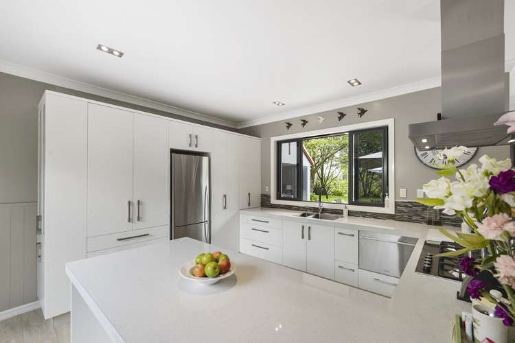 196 Athlone Drive Cambridge_7