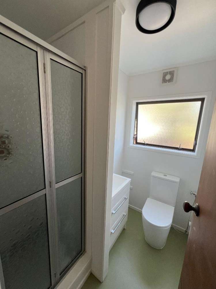 2 Empire Road Orewa_13